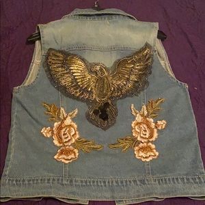 A bluejean vest